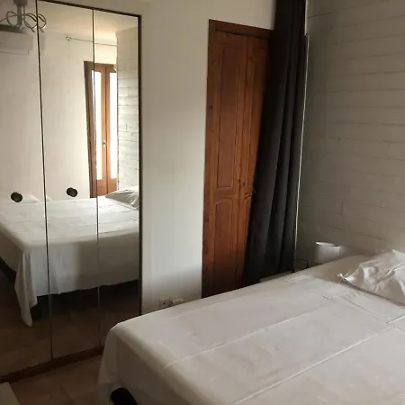 In'd'noi Nocleg ze śniadaniem Ajaccio (Corsica)